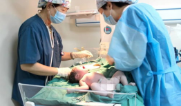 水中分娩视频,体验自然分娩的全新视角